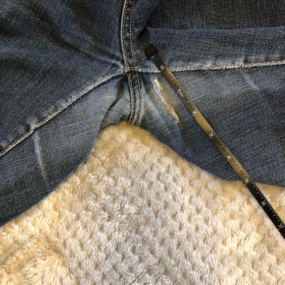 Wet Seal Low Rise Jeans - Picture 10 of 13